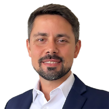 Lucas Santanna headshot