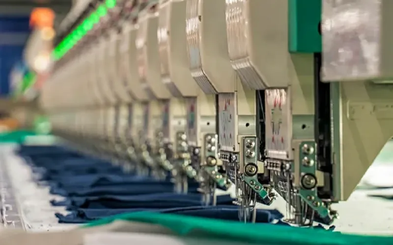 textile factory sewing machines
