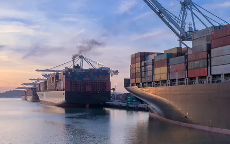 cargo ships with shipping containers